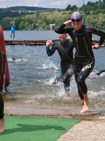 Moser+Theresa+Br�nn_swim_2011_05_21